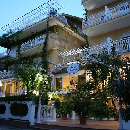 Hotel Marconi Cattolica Exterior foto